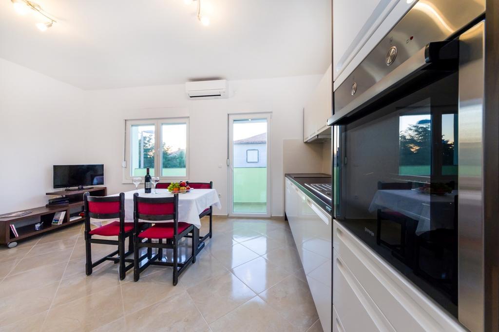 Apartment Sara زادار الغرفة الصورة
